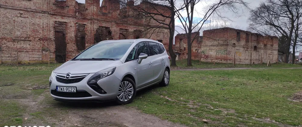 Opel Zafira cena 35500 przebieg: 232000, rok produkcji 2015 z Wałcz małe 154